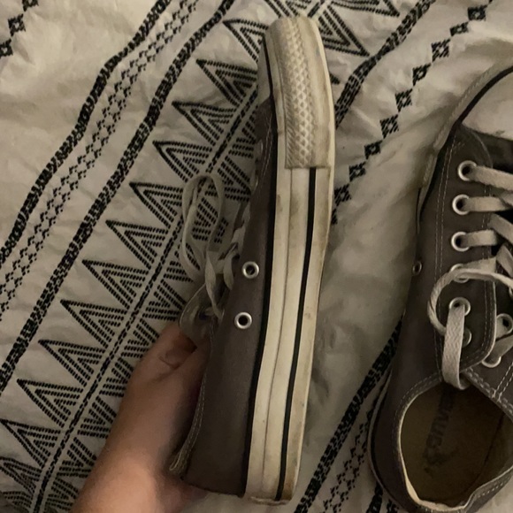 GREY CONVERSE women’s size 7 - Picture 3 of 3